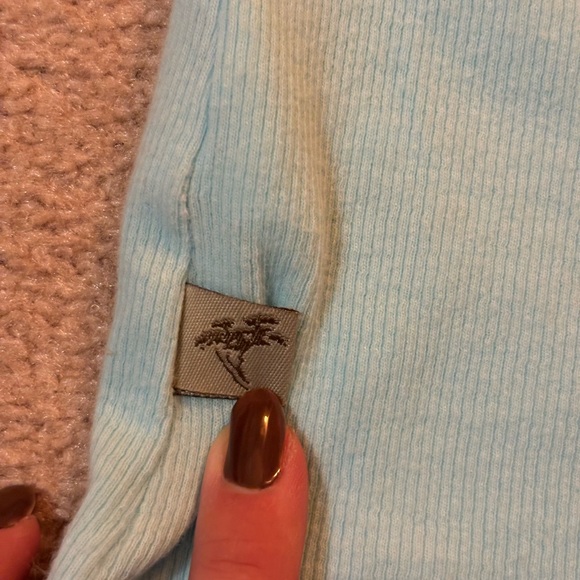 VINTAGE Columbia hiking top with harness details - Picture 10 of 10